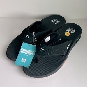 REEF Men’s Flip Flops Sandals Bottle Opener Bottom New
